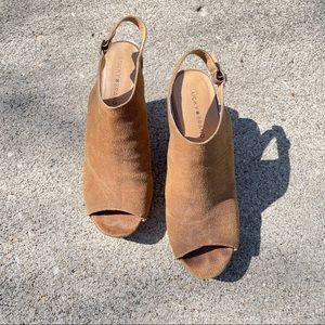 Lucky Brand Wedge Peep Toe Suede Wood Look Heels Sz 10